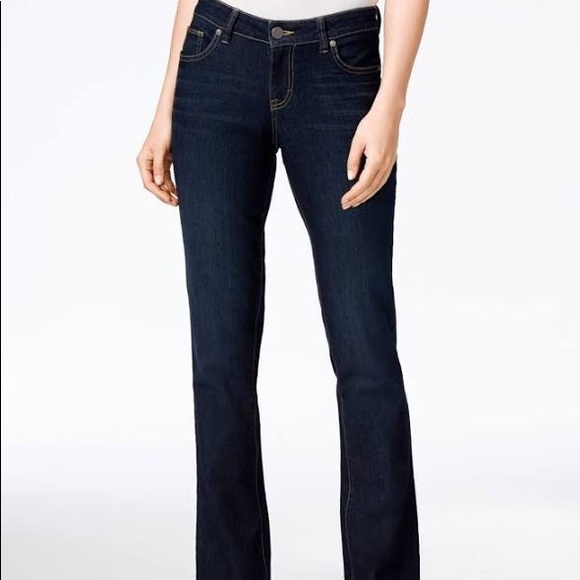 Style and Co Bootcut Curvy Fit Jeans (Stream) - Picture 3 of 4